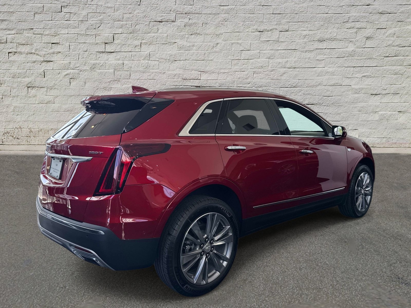 New 2026 CADILLAC XT5 Premium Luxury SUV