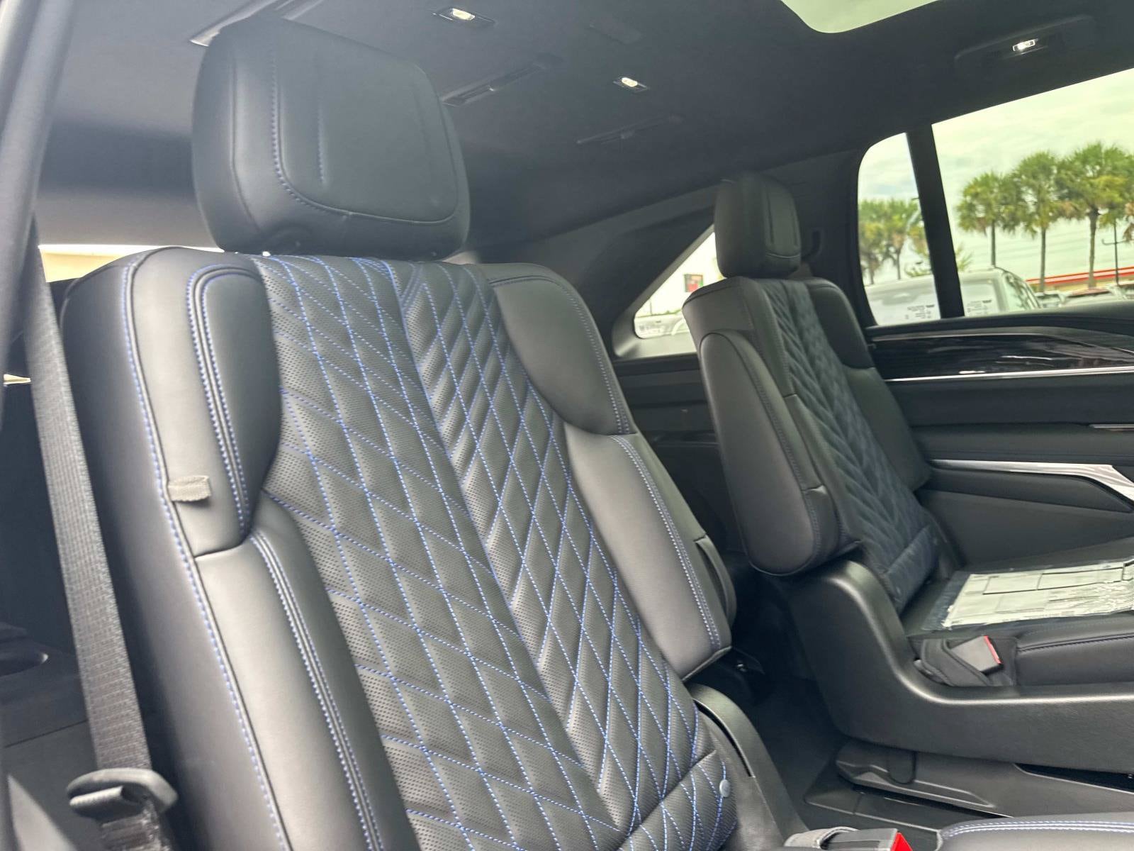 2025 Cadillac Escalade IQ Luxury 1 - Photo 28