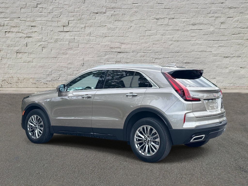 Used 2024 CADILLAC XT4 Premium Luxury SUV