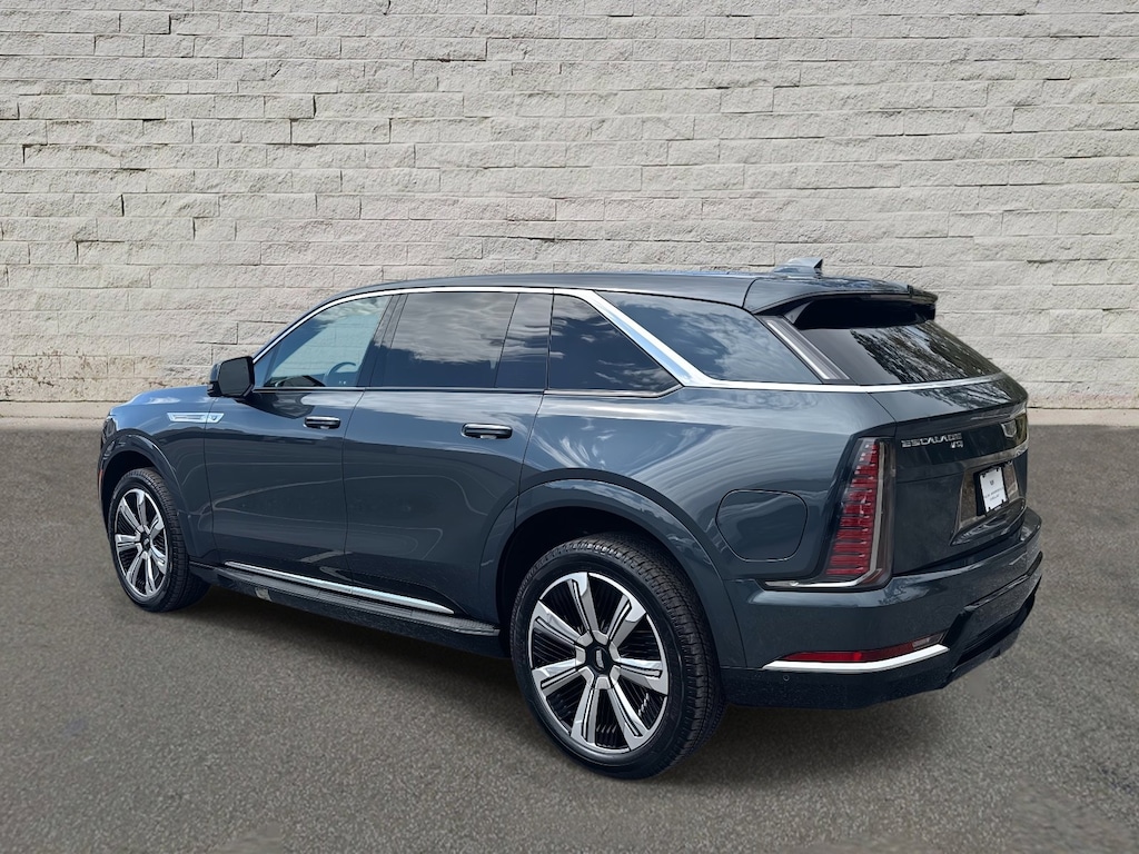New 2025 CADILLAC ESCALADE IQ Luxury 1 SUV