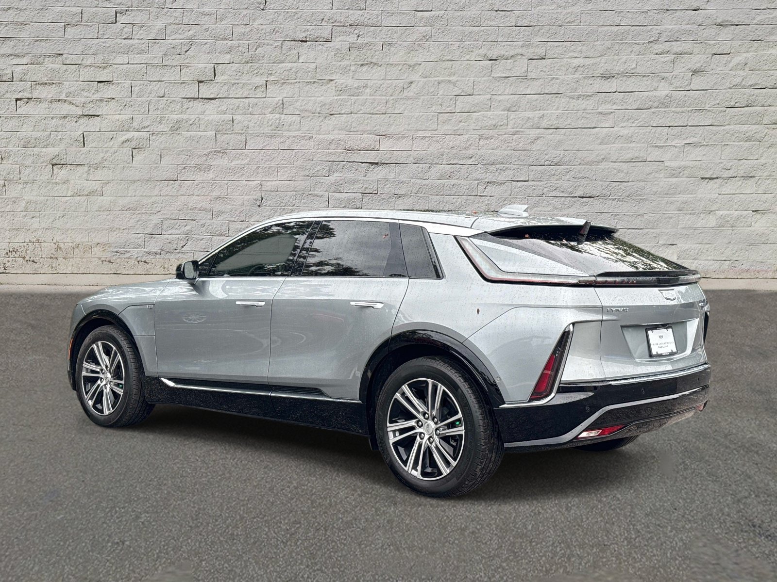 Used 2024 CADILLAC LYRIQ Luxury 1 SUV
