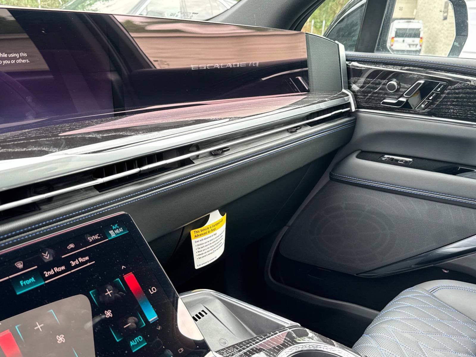 2025 Cadillac Escalade IQ Luxury 1 - Photo 25