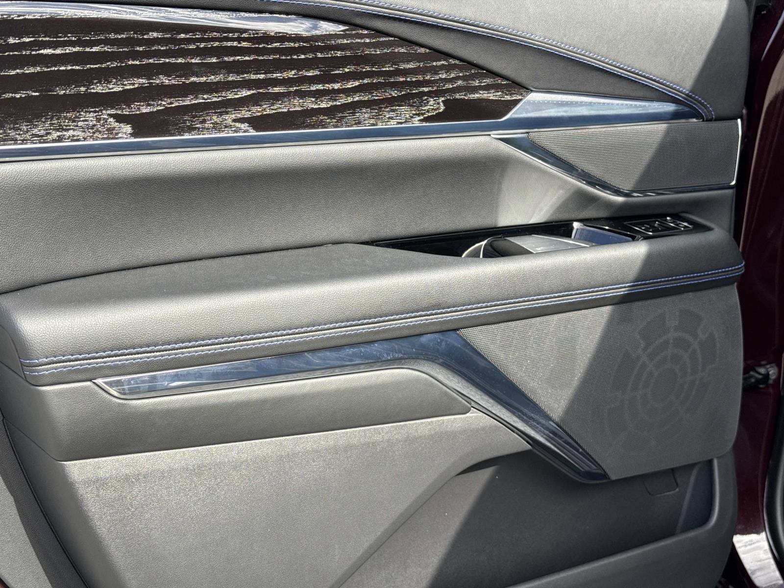 2025 Cadillac Escalade IQ Sport 1 - Photo 12