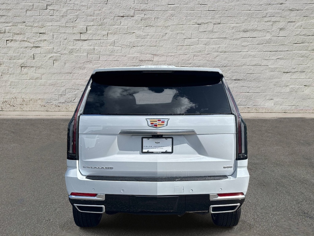 New 2026 CADILLAC Escalade Luxury SUV