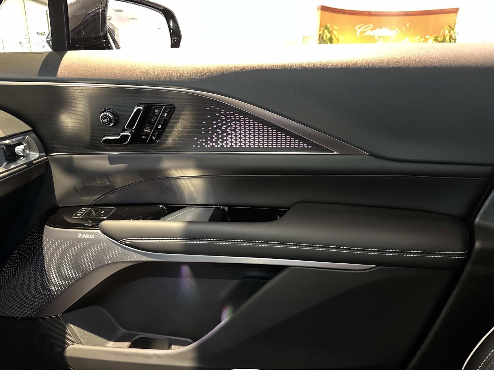 2026 Cadillac LYRIQ V Premium - Photo 19