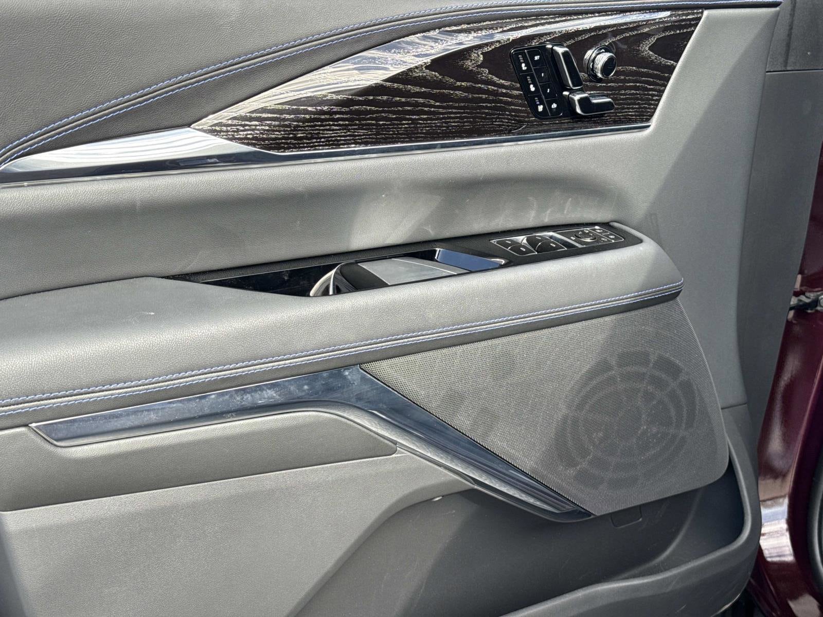 2025 Cadillac Escalade IQ Sport 1 - Photo 18