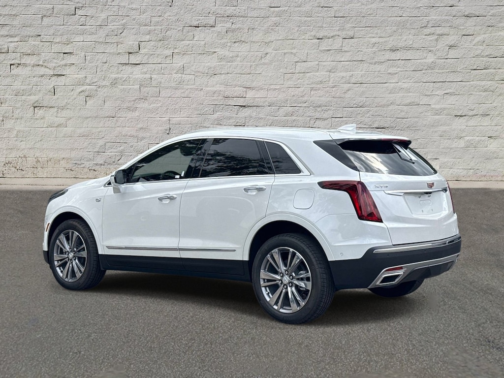 New 2026 CADILLAC XT5 Premium Luxury SUV