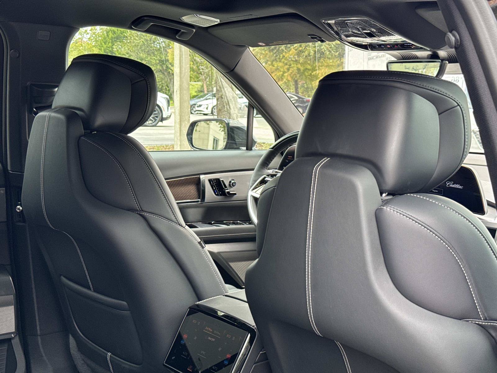 2027 Cadillac VISTIQ Sport - Photo 27