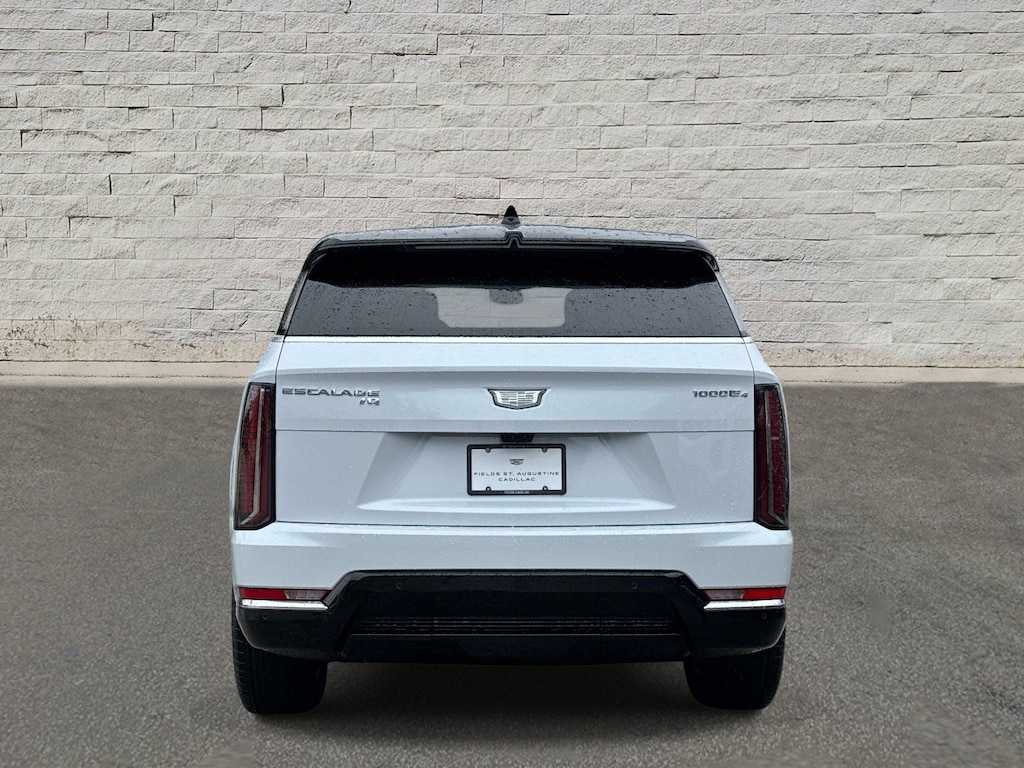 New 2026 CADILLAC ESCALADE IQ Luxury SUV