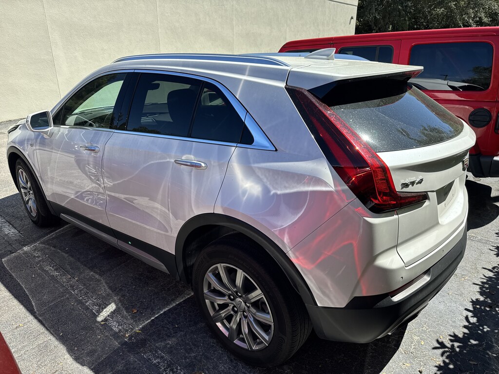 Used 2020 CADILLAC XT4 FWD Premium Luxury SUV