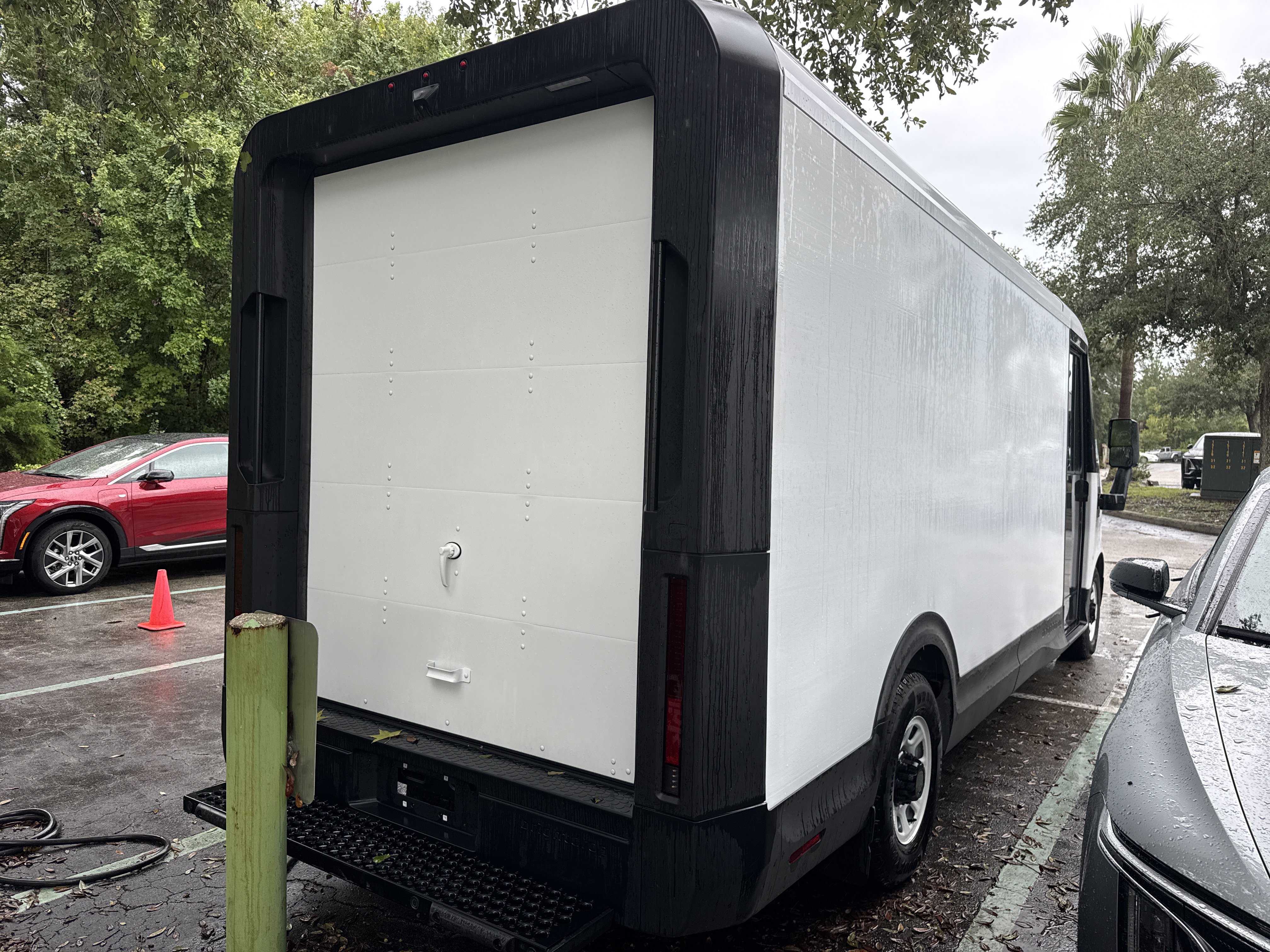 Used 2024 Brightdrop Zevo 600 EJY Van Cargo