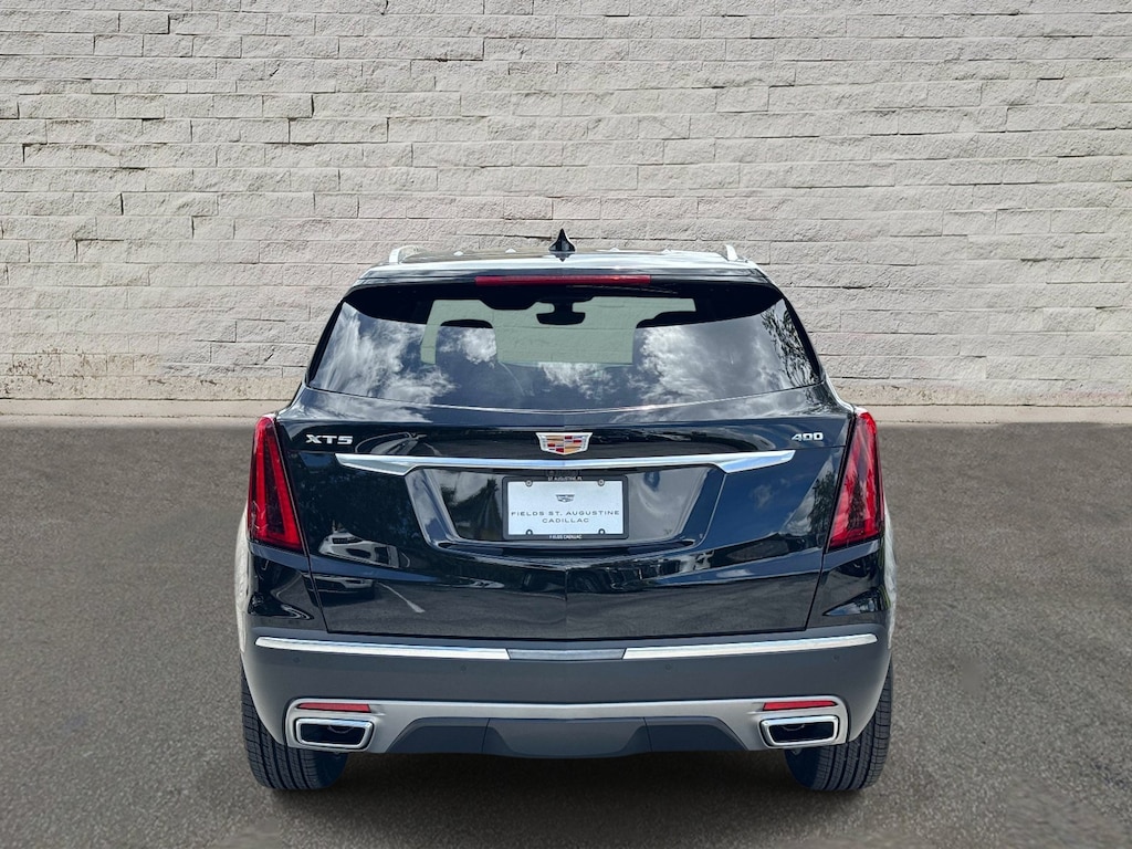 New 2026 CADILLAC XT5 Premium Luxury SUV