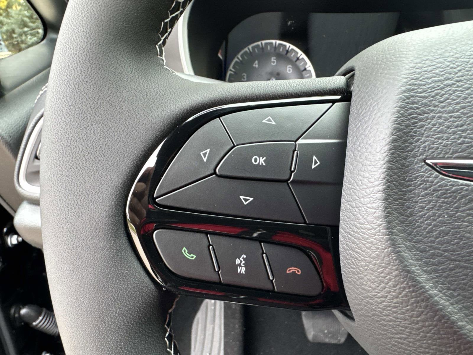 2026 Chrysler Pacifica Select - Photo 30