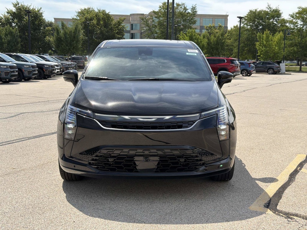 New 2027 Chrysler Pacifica LIMITED AWD Passenger Van
