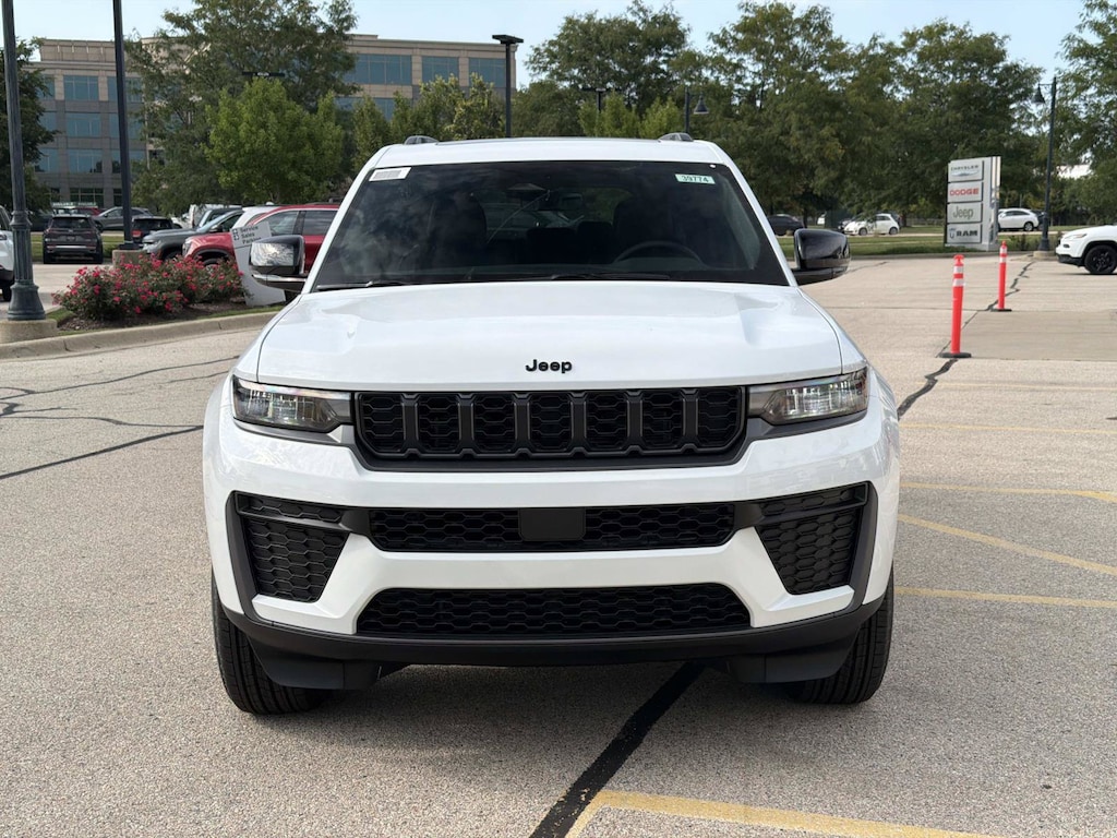 New 2027 Jeep Grand Cherokee L LAREDO ALTITUDE 4X4 Sport Utility