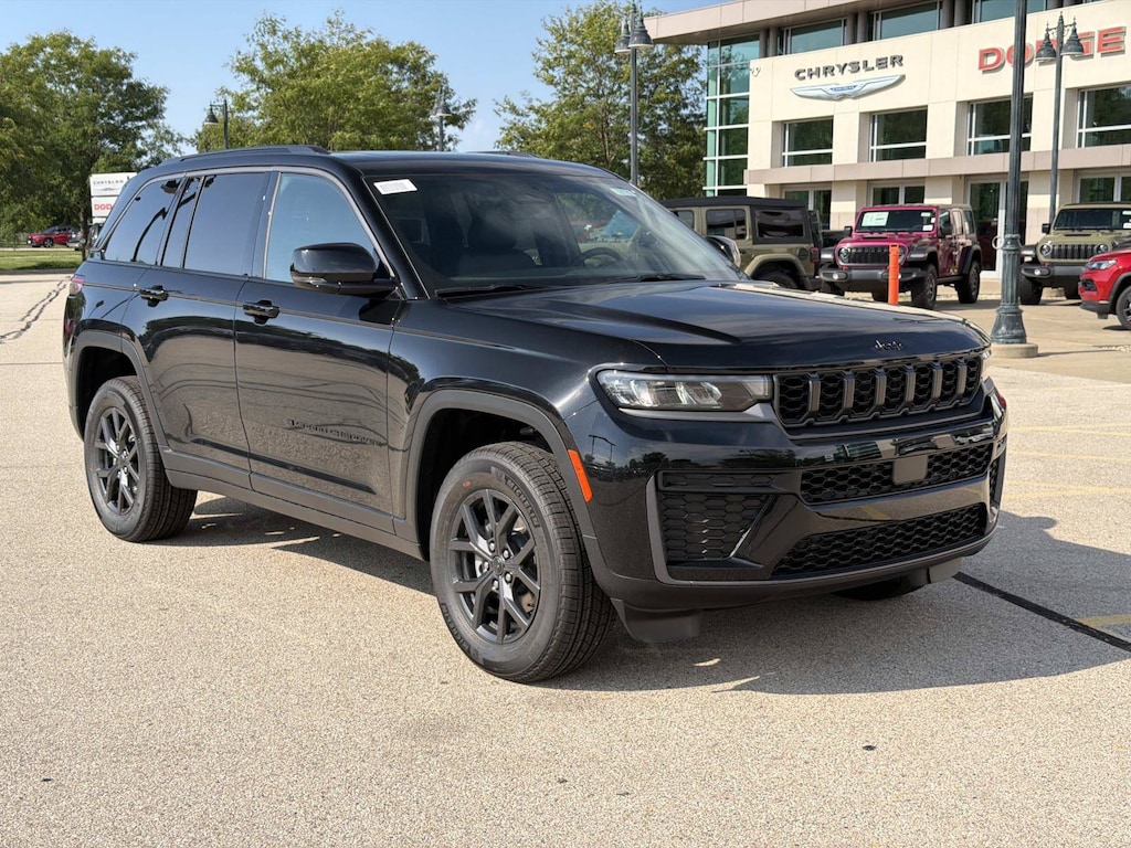 New 2027 Jeep Grand Cherokee Laredo Altitude Sport Utility