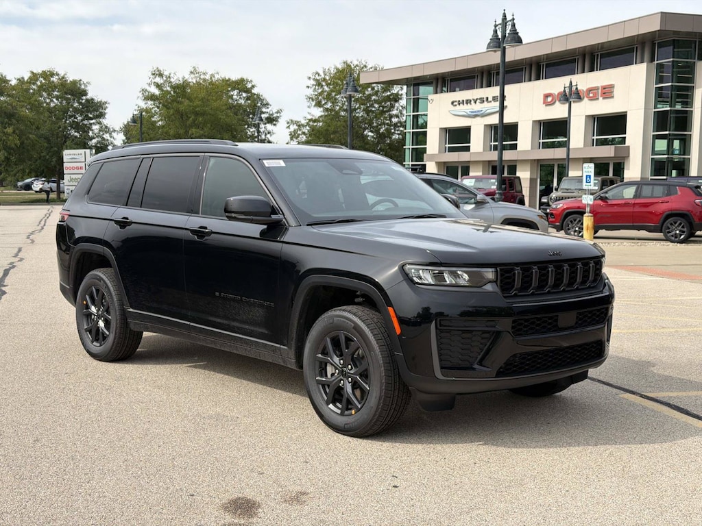 New 2027 Jeep Grand Cherokee L LAREDO ALTITUDE 4X4 Sport Utility
