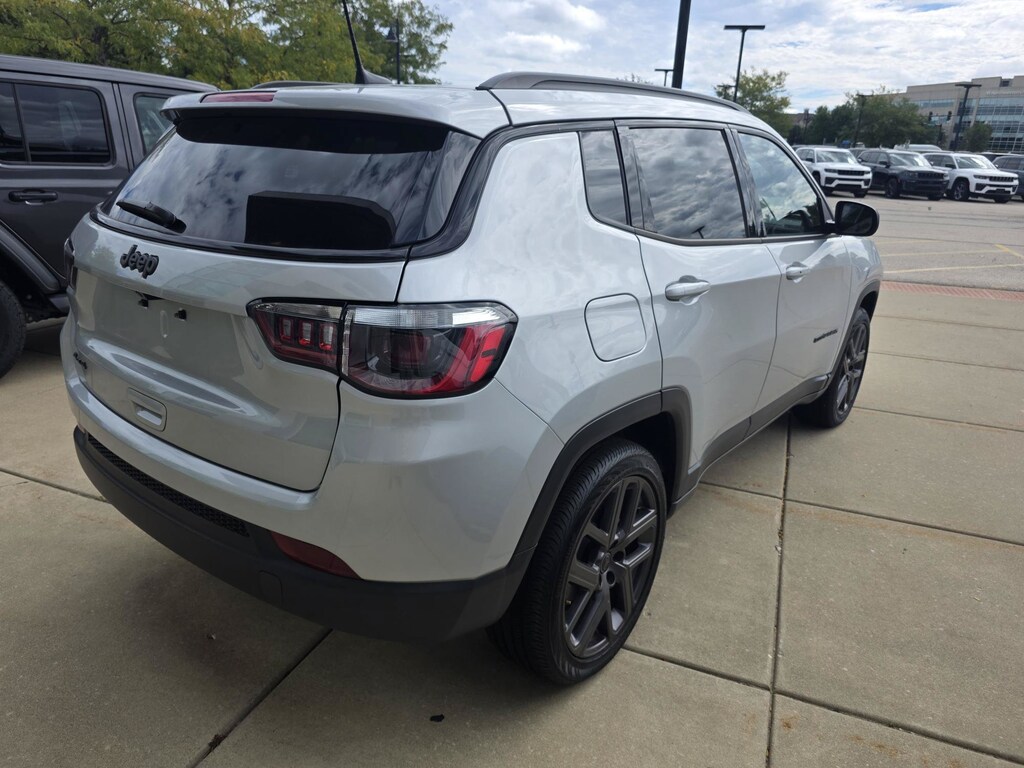 New 2026 Jeep Compass LATITUDE ALTITUDE 4X4 Sport Utility