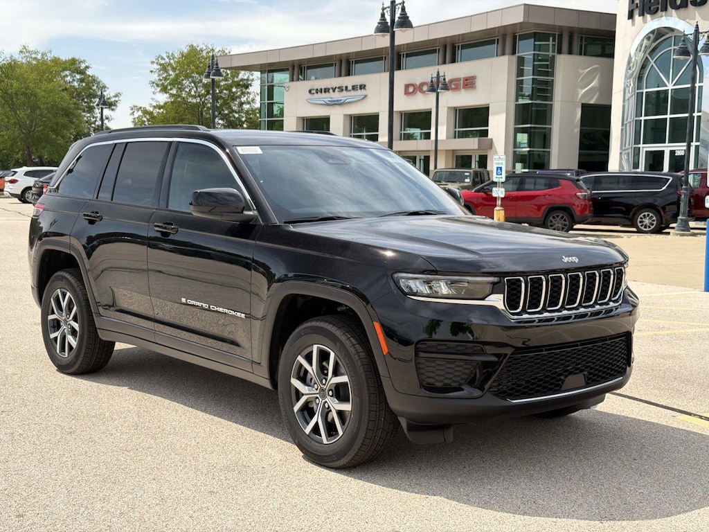 New 2027 Jeep Grand Cherokee LAREDO X 4X4 Sport Utility