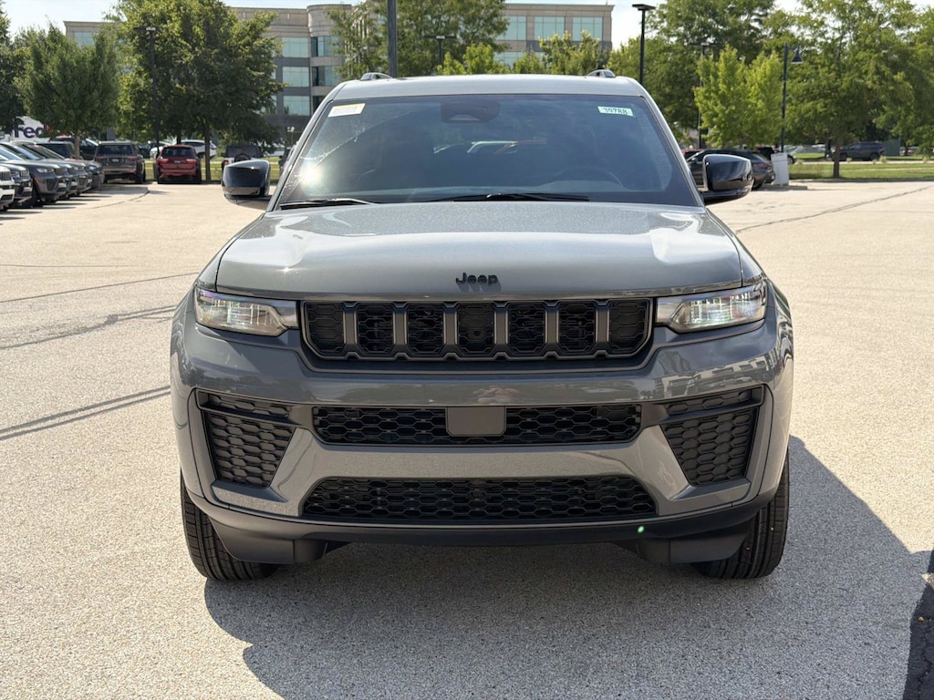New 2027 Jeep Grand Cherokee L LAREDO ALTITUDE 4X4 Sport Utility