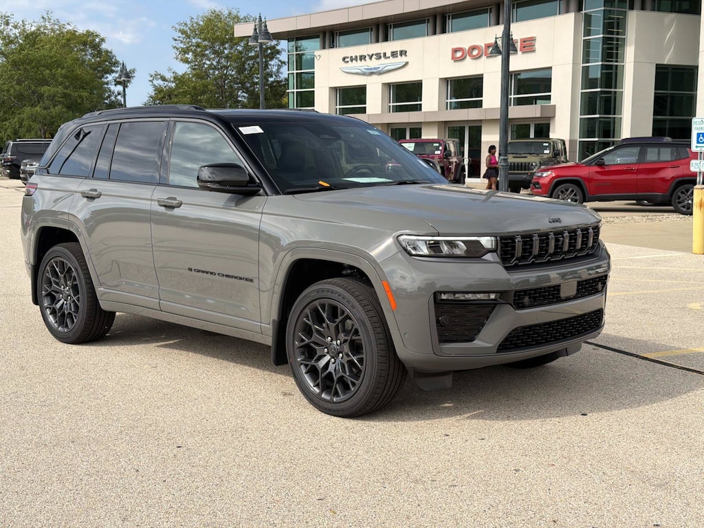 New 2027 Jeep Grand Cherokee Summit Sport Utility