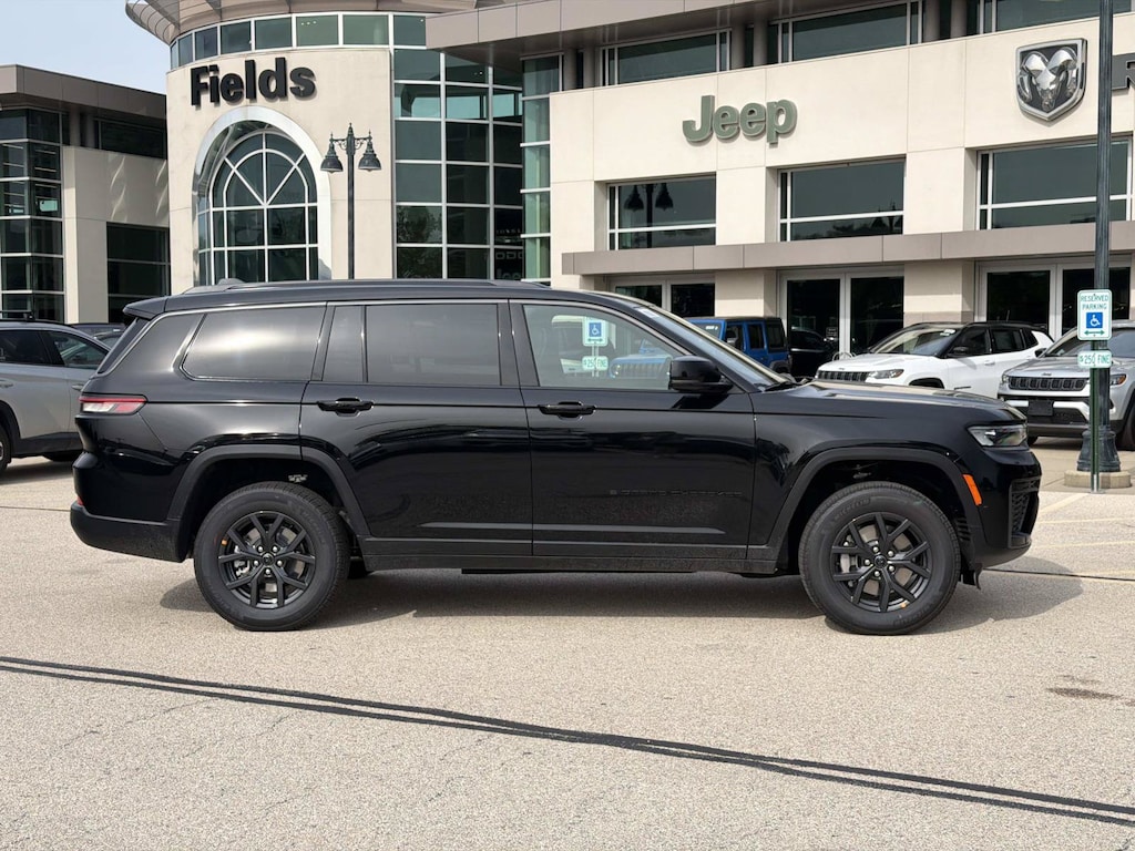 New 2027 Jeep Grand Cherokee L LAREDO ALTITUDE 4X4 Sport Utility