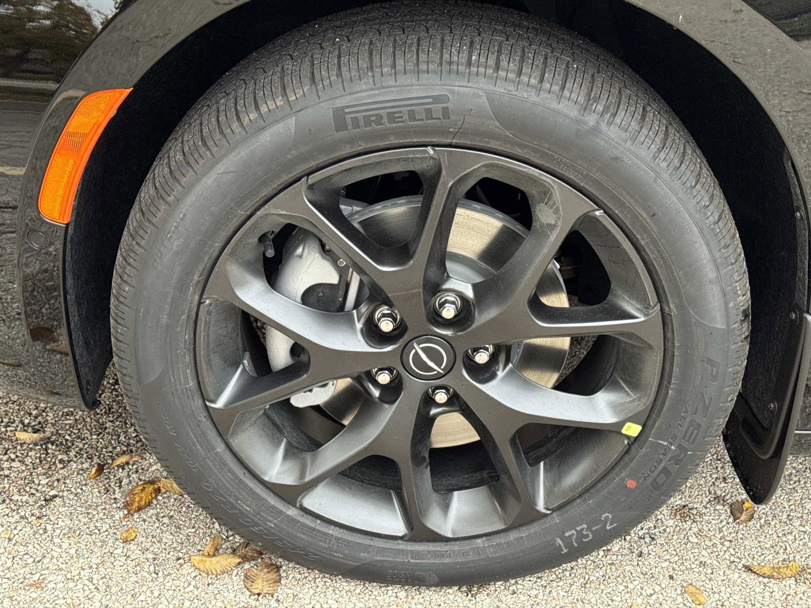 2026 Chrysler Pacifica Select - Photo 9