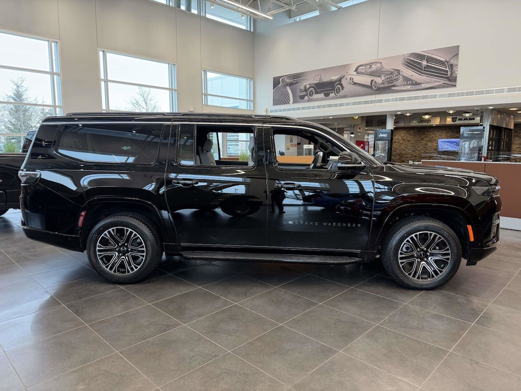 New 2026 Jeep Grand Wagoneer L 4X4 Sport Utility