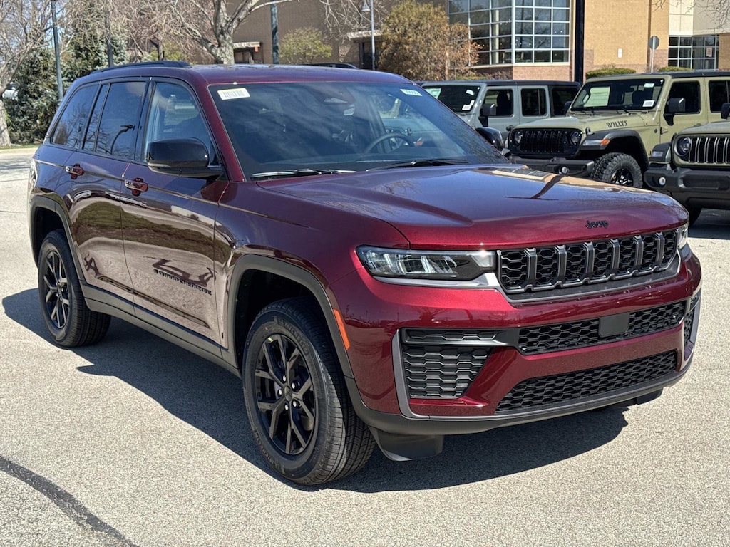 New 2026 Jeep Grand Cherokee LAREDO ALTITUDE 4X4 Sport Utility