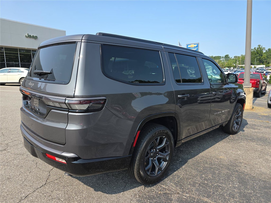 New 2026 Jeep Grand Wagoneer LIMITED ALTITUDE 4X4 Sport Utility