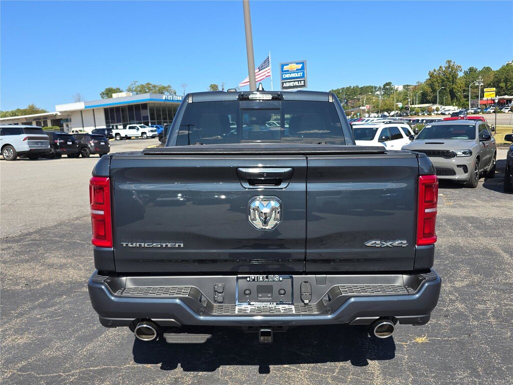 New 2027 Ram 1500 TUNGSTEN CREW CAB 4X4 5'7 BOX Pickup