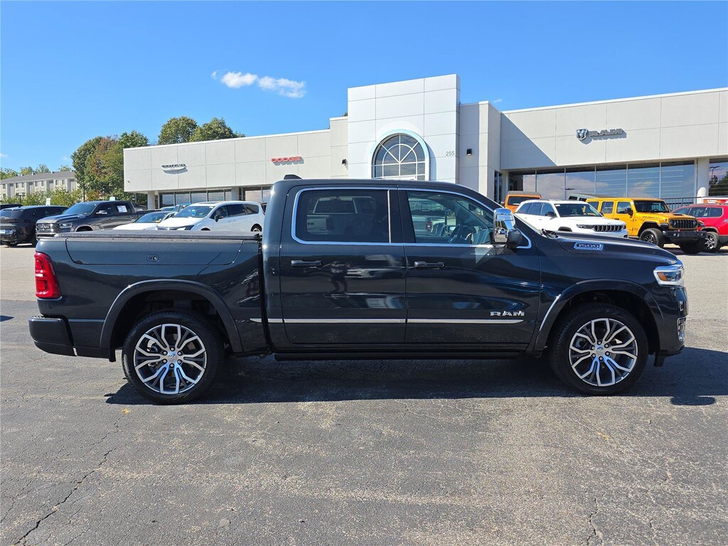 New 2027 Ram 1500 TUNGSTEN CREW CAB 4X4 5'7 BOX Pickup
