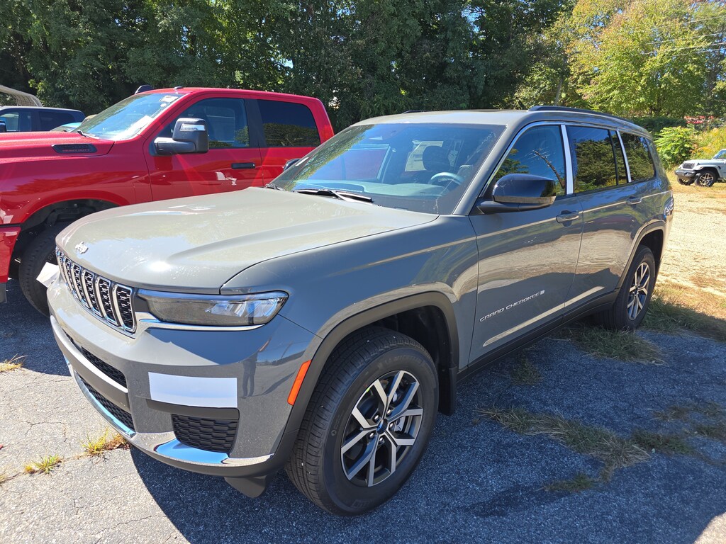 New 2027 Jeep Grand Cherokee L LAREDO X 4X4 Sport Utility