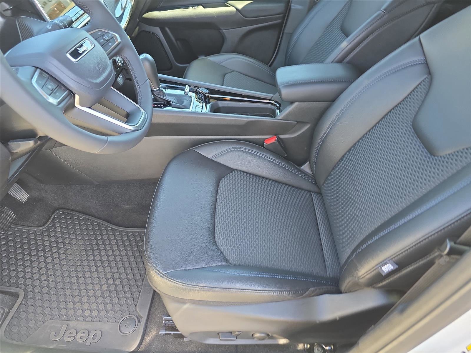 2026 Jeep Compass Latitude Altitude - Photo 22