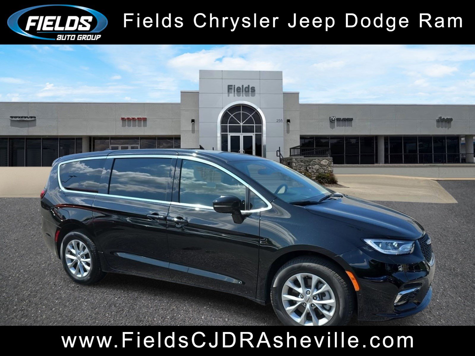 2025 Chrysler Pacifica Select