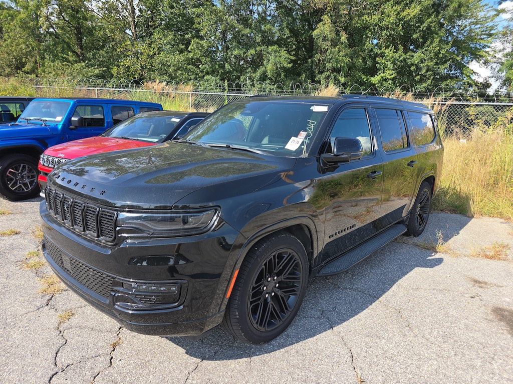 Used 2025 Jeep Wagoneer L Series II SUV