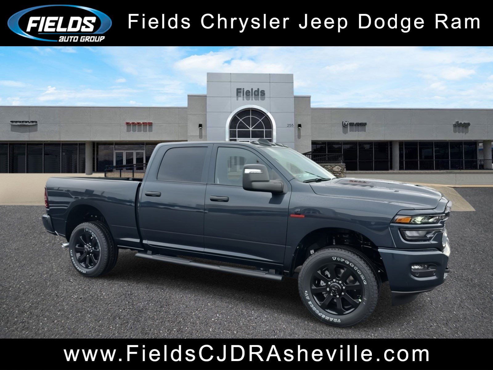 2026 RAM 2500 Pickup Tradesman/Black Express