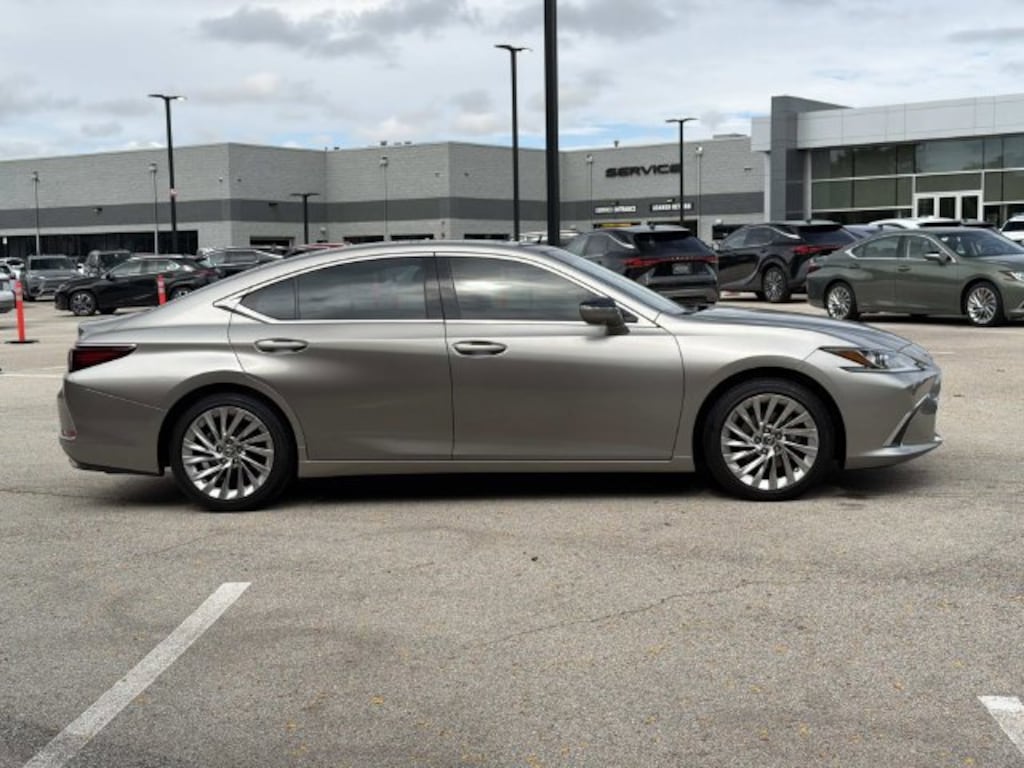Used 2019 Lexus ES 350 Luxury Sedan