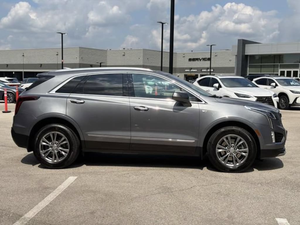 Used 2022 CADILLAC XT5 Premium Luxury SUV