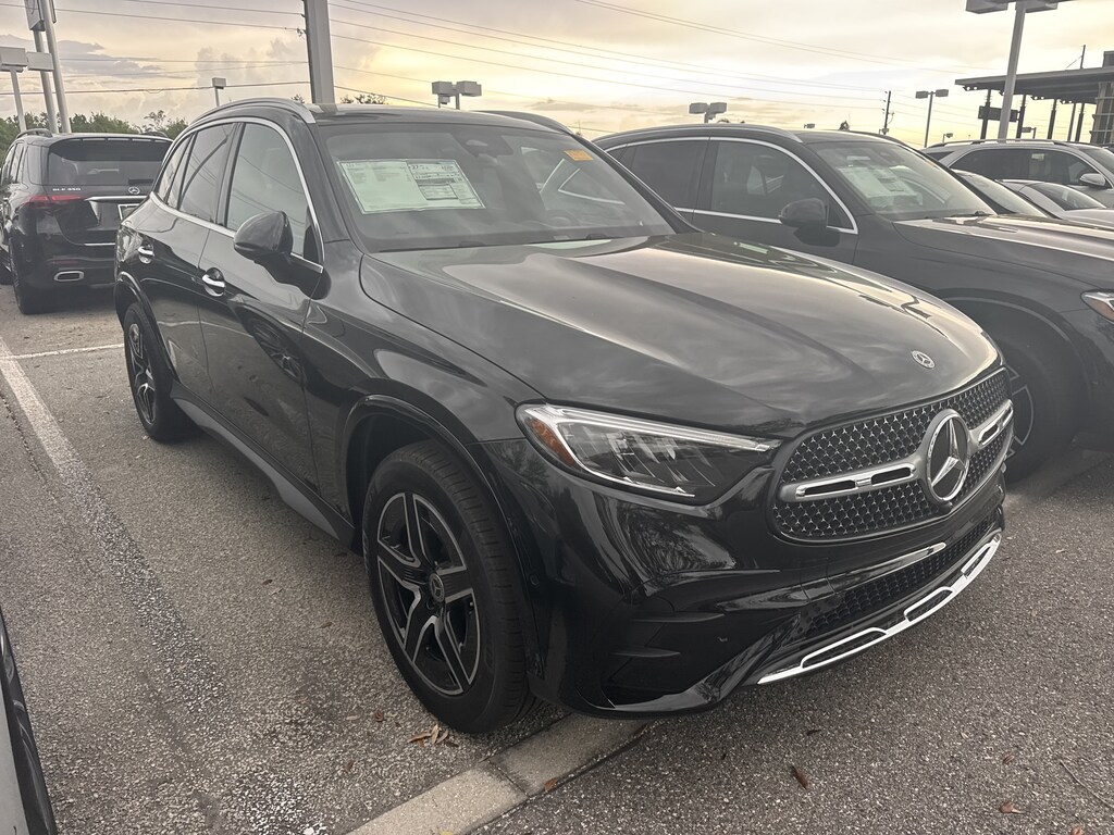 New 2026 Mercedes-Benz GLC 300 SUV