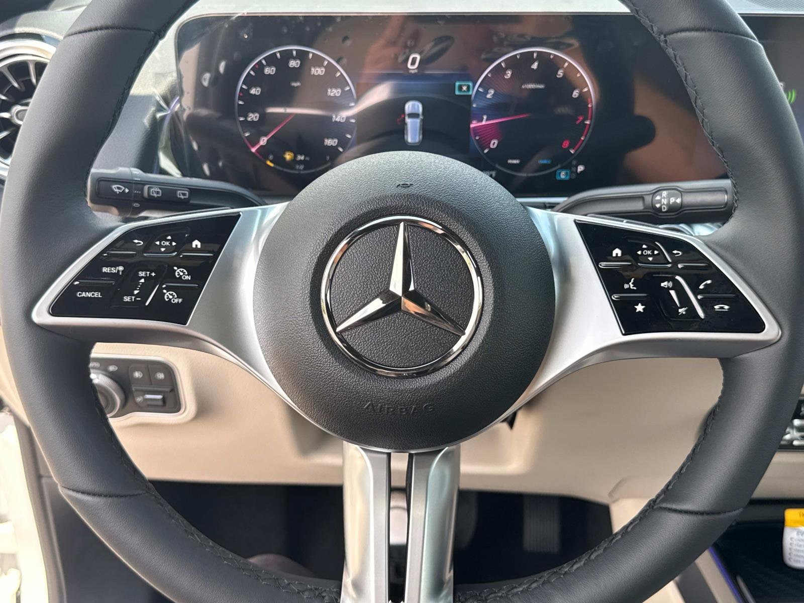 2026 Mercedes-Benz GLB GLB 250 - Photo 27