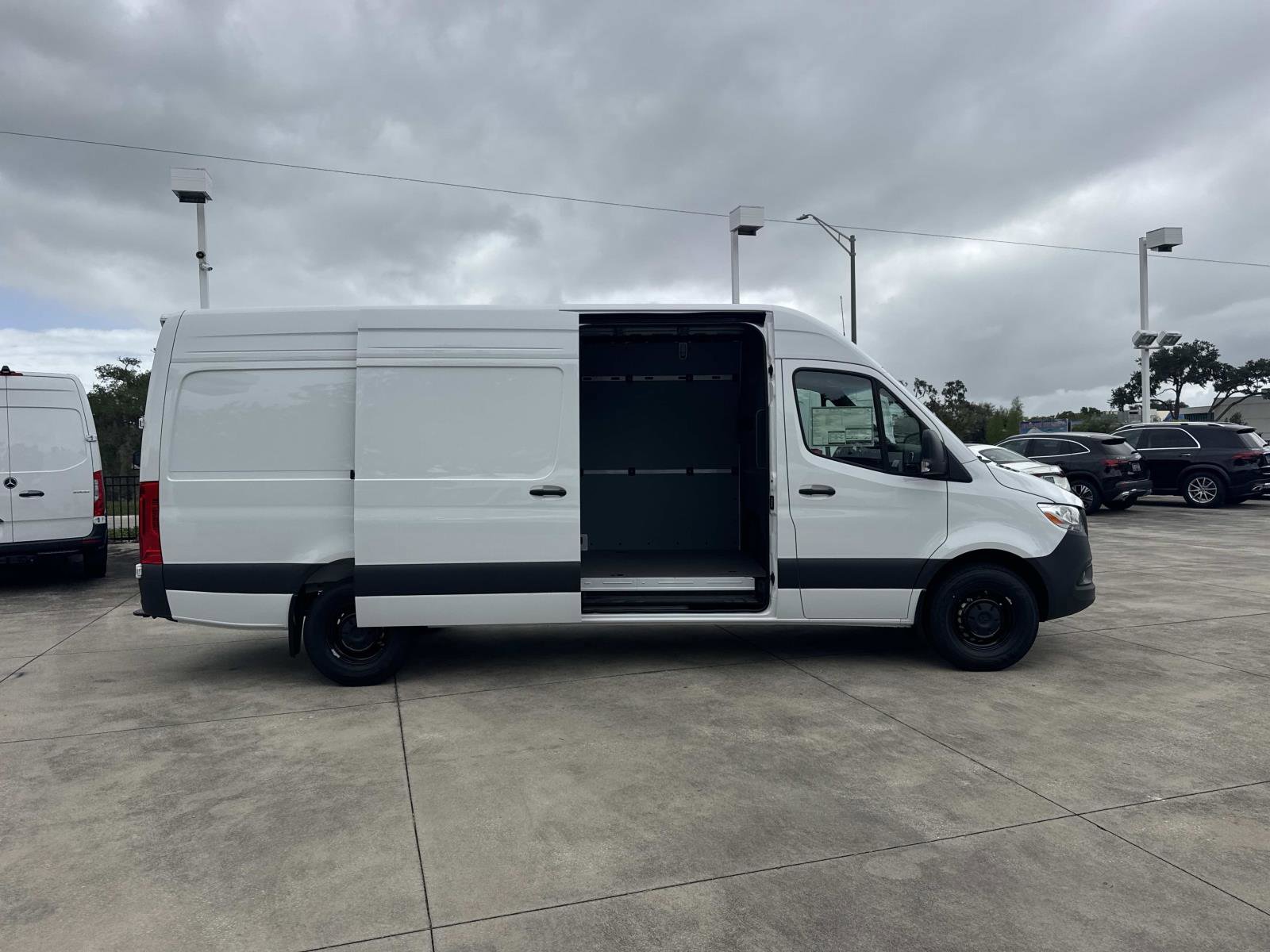 New 2026 Mercedes-Benz Sprinter Cargo Van High Roof 4-Cyl Diesel 2500 High Roof I4 Diesel 170 Extended RWD