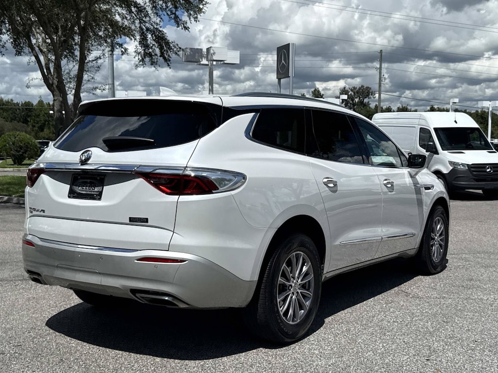 Used 2023 Buick Enclave Essence AWD Essence