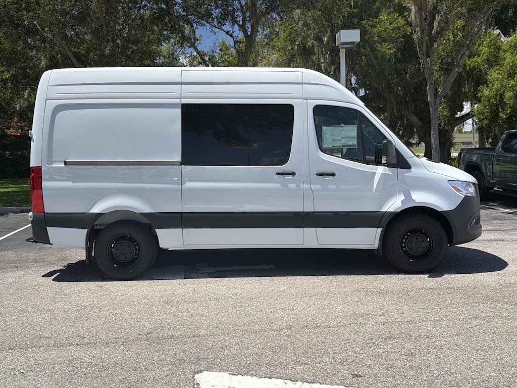 New 2026 Mercedes-Benz Sprinter Crew Van Standard Roof 4-Cyl Diesel