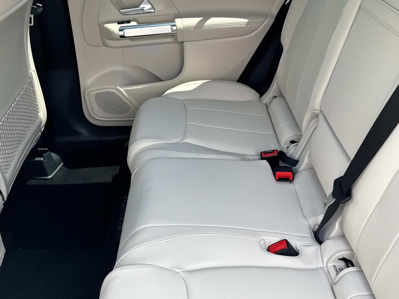 2026 Mercedes-Benz GLB GLB 250 - Photo 12
