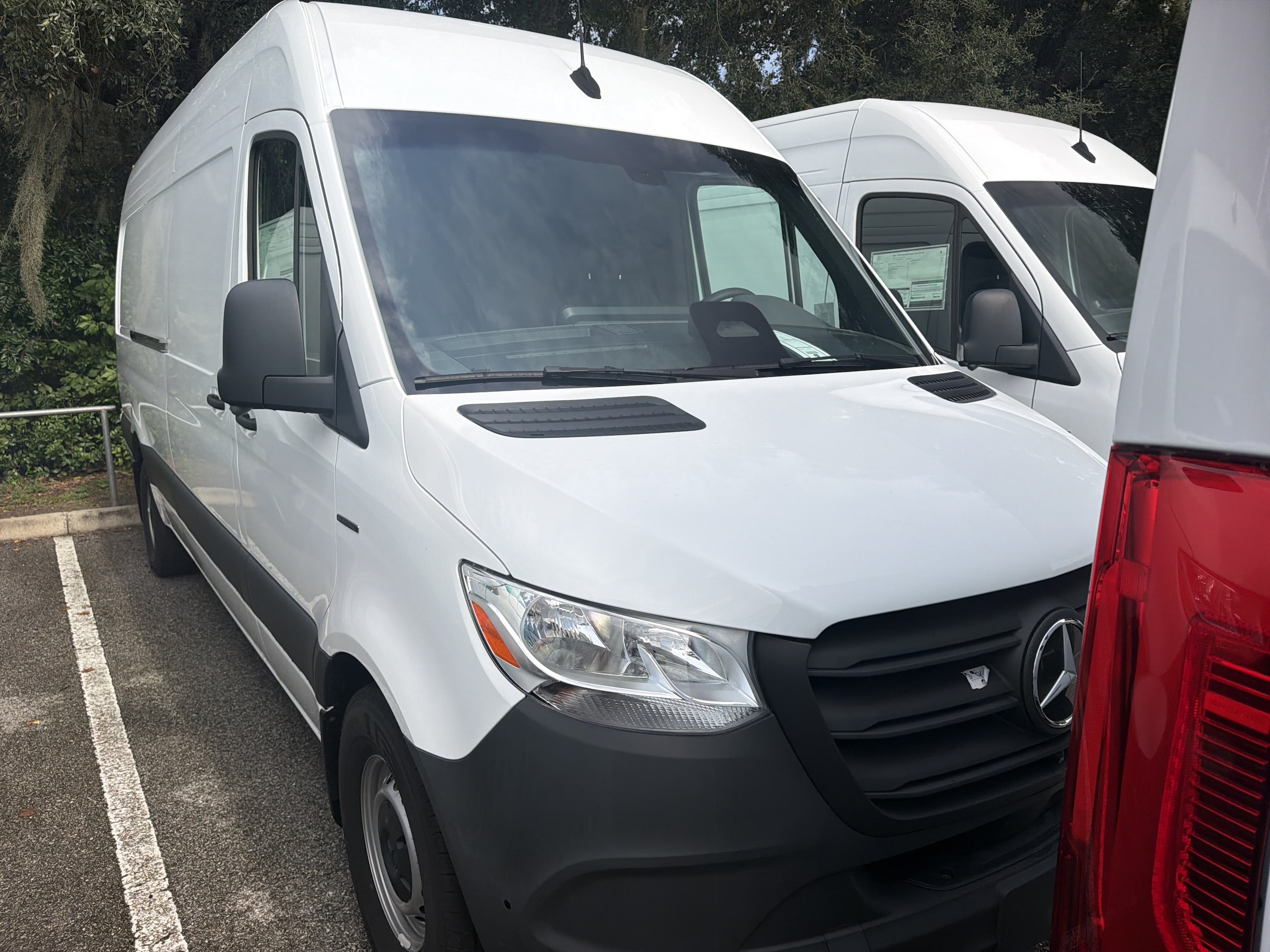2025 Mercedes-Benz eSprinter Cargo Van
