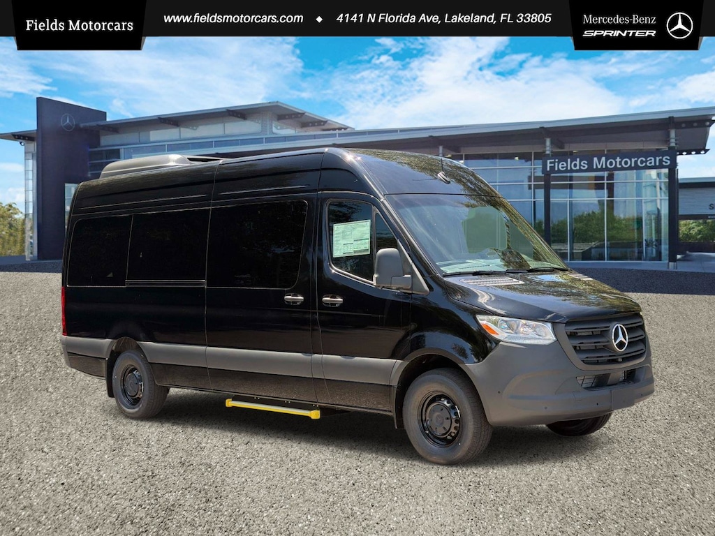 New 2026 Mercedes-Benz Sprinter Passenger Van High Roof 4-Cyl Diesel 2500 High Roof I4 Diesel 170 RWD