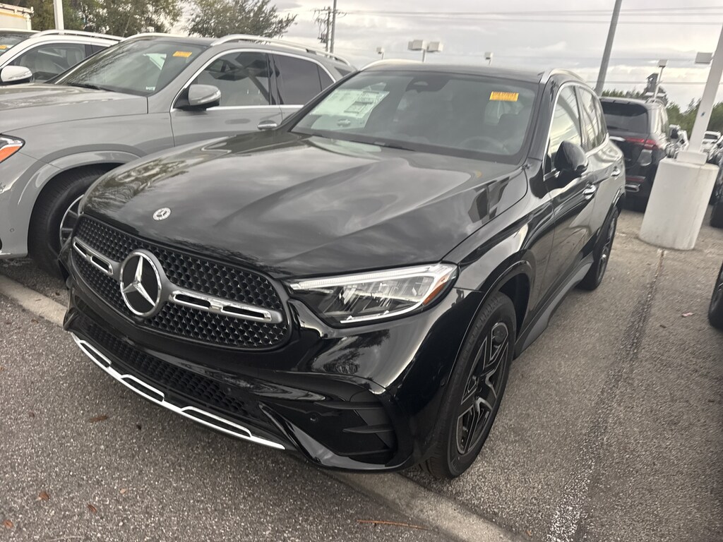 New 2026 Mercedes-Benz GLC 300 SUV
