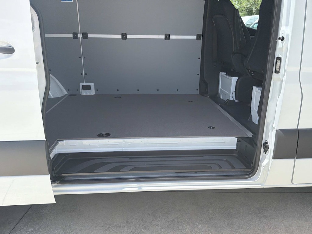New 2026 Mercedes-Benz Sprinter 2500 Standard Roof 4-Cyl Diesel