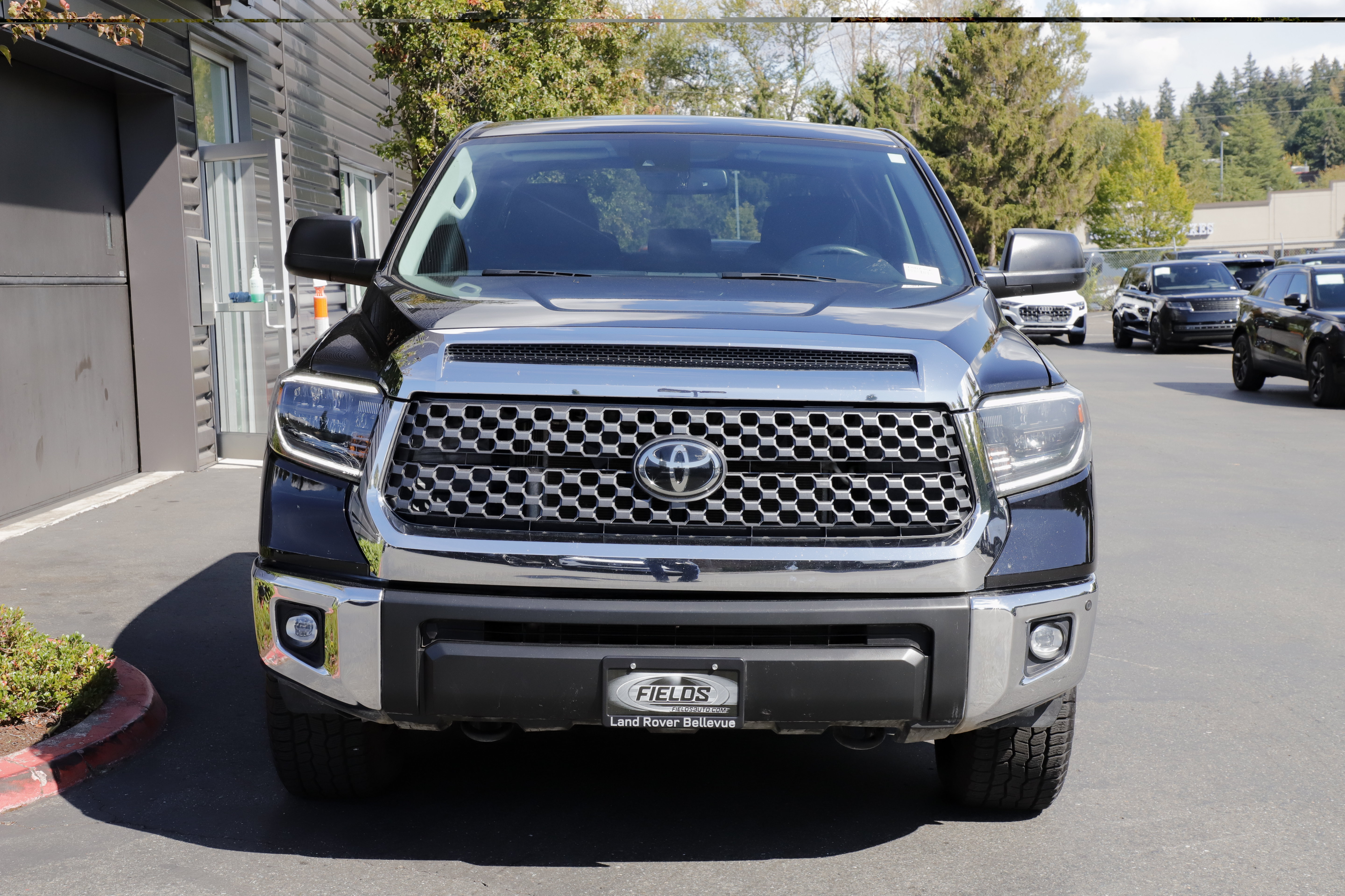 Used 2021 Toyota Tundra 4WD SR5 SR5 CrewMax 5.5 Bed 5.7L